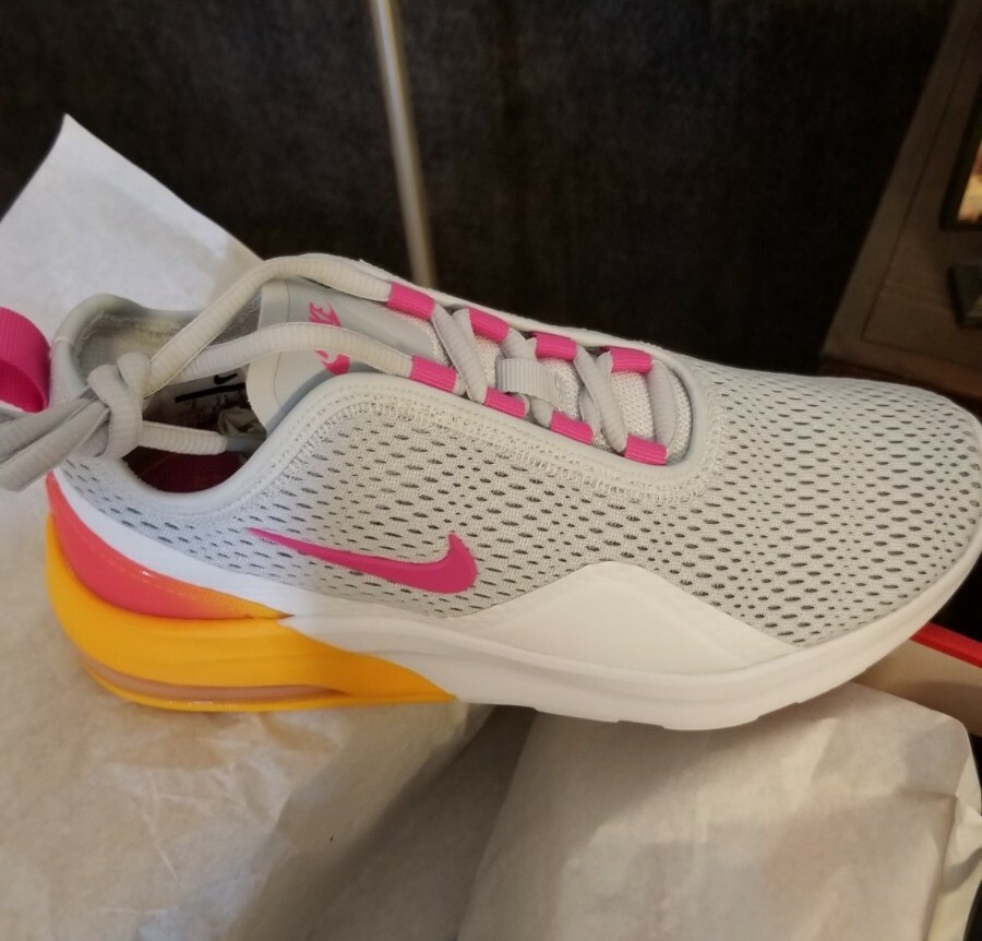 air max motion 2 junior pink